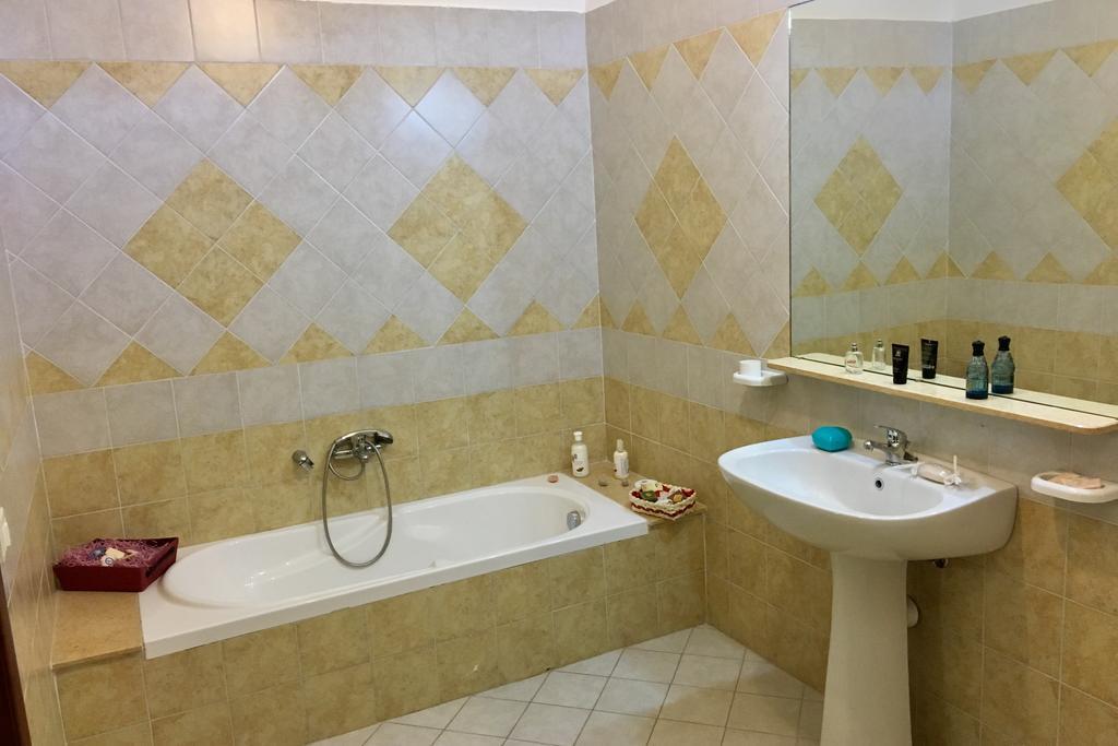 Al Duomo Villa Partinico Ngoại thất bức ảnh